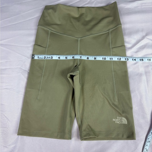 The North Face Women's Pullover - Sage Green - Picture 1 of 6
